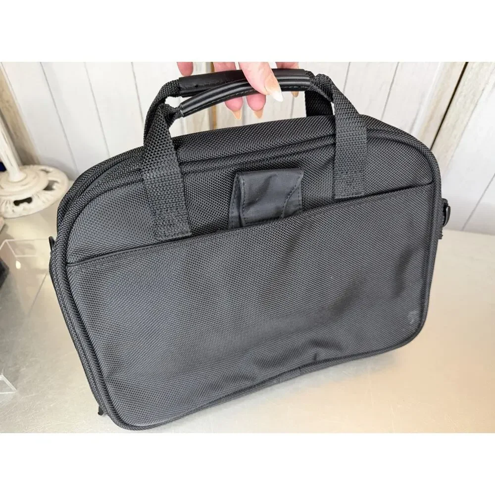 Briggs & Riley Luggage Toiletry Bag Overnite Carry-On Organizer Black